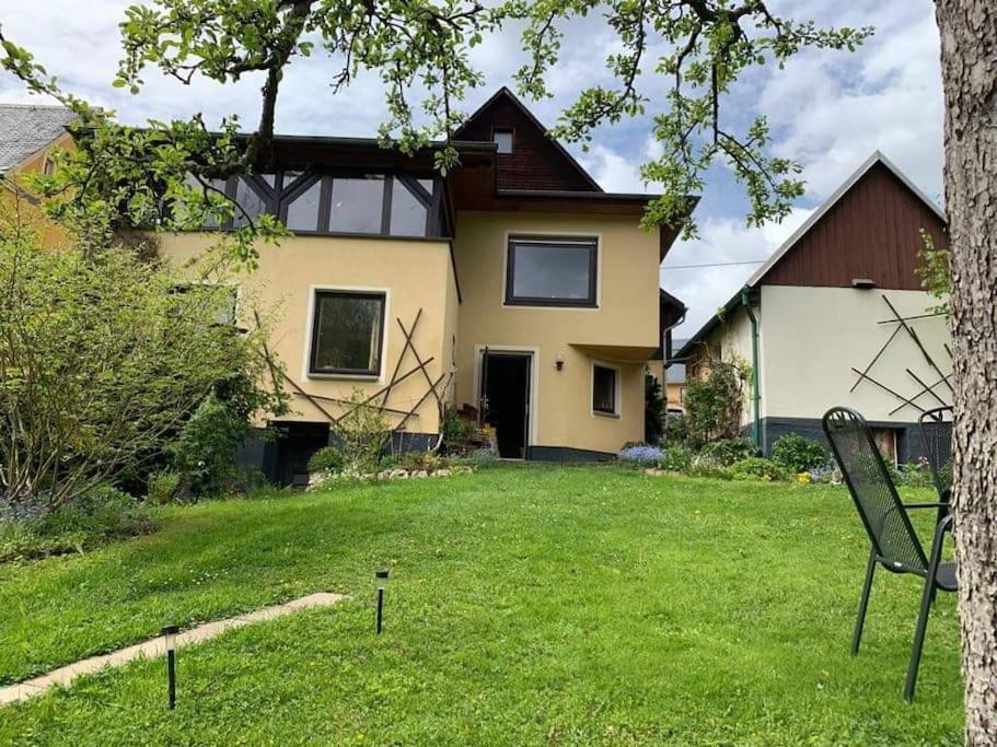 Gartentraum, Feuergrill, Kids-Spielwelt, 4Raeume Hartenstein  Exterior photo